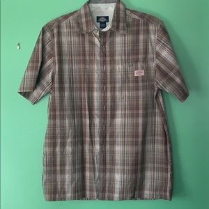 Short sleeve dress shirt